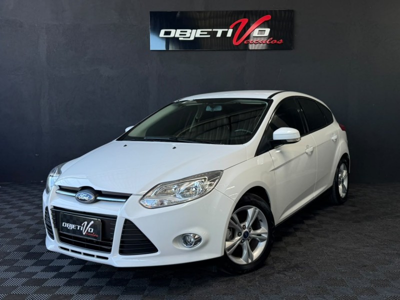 FOCUS 1.6 SE HATCH 16V FLEX 4P AUTOMÁTICO - 2014 - CAXIAS DO SUL