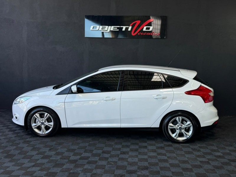 FOCUS 1.6 SE HATCH 16V FLEX 4P AUTOMÁTICO - 2014 - CAXIAS DO SUL