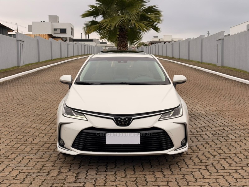 COROLLA 2.0 ALTIS PREMIUM 16V FLEX 4P AUTOMÁTICO - 2020 - LAJEADO