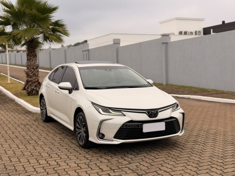 COROLLA 2.0 ALTIS PREMIUM 16V FLEX 4P AUTOMÁTICO - 2020 - LAJEADO
