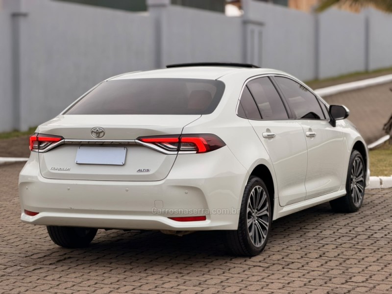 COROLLA 2.0 ALTIS PREMIUM 16V FLEX 4P AUTOMÁTICO - 2020 - LAJEADO