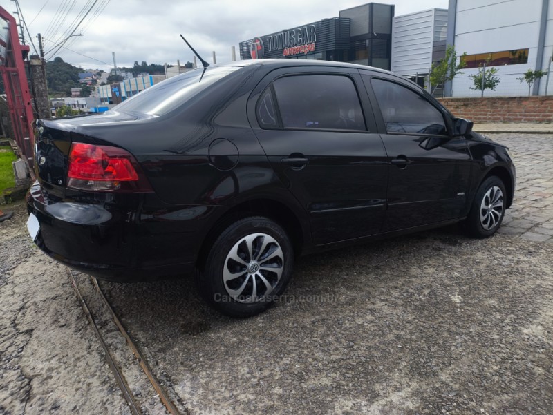 VOYAGE 1.6 MI 8V FLEX 4P MANUAL - 2013 - FARROUPILHA