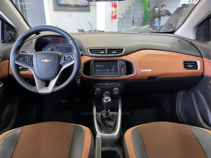 ONIX 1.4 MPFI ACTIV 8V FLEX 4P MANUAL - 2017 - DOIS IRMãOS
