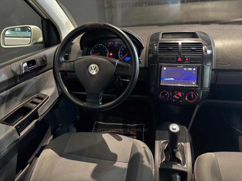 POLO SEDAN 1.6 MI 8V FLEX 4P MANUAL - 2009 - NOVO HAMBURGO