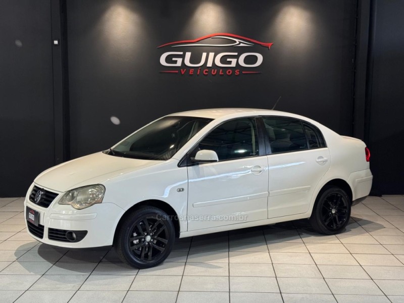 POLO SEDAN 1.6 MI 8V FLEX 4P MANUAL