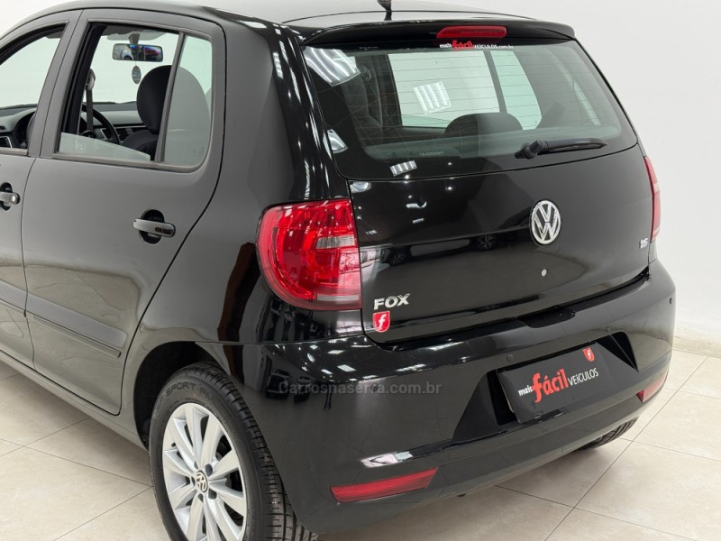 FOX 1.6 MI 8V FLEX 4P MANUAL - 2013 - SANTA CRUZ DO SUL