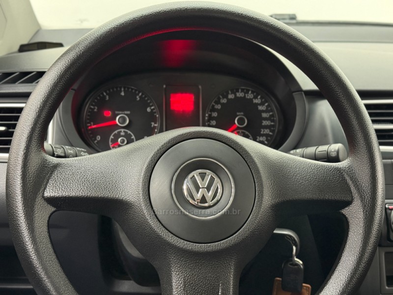 FOX 1.6 MI 8V FLEX 4P MANUAL - 2013 - SANTA CRUZ DO SUL