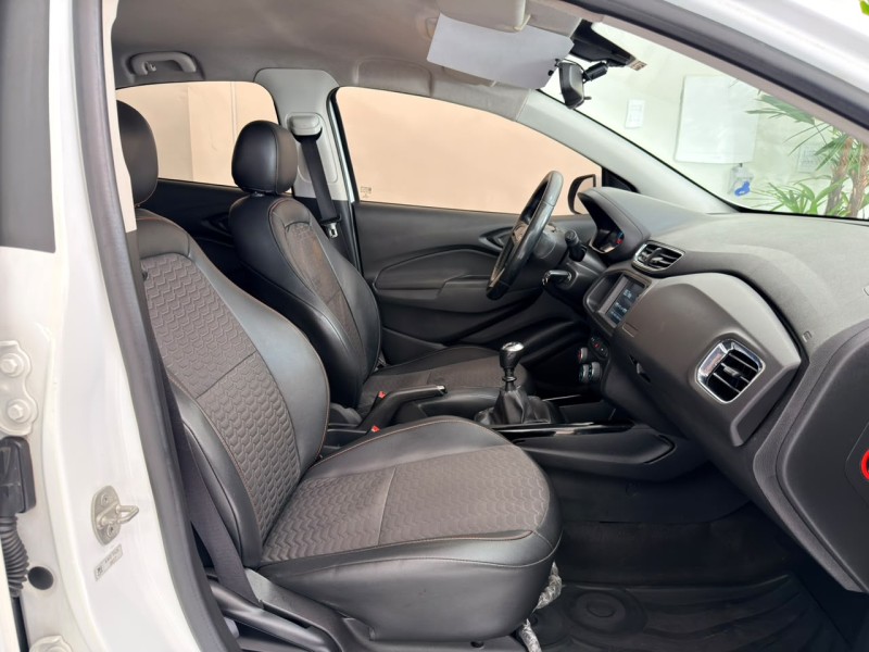 ONIX 1.4 MPFI LTZ 8V FLEX 4P MANUAL - 2018 - CAXIAS DO SUL