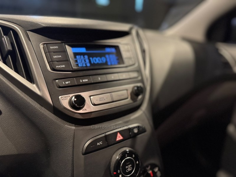 HB20 1.0 COMFORT 12V FLEX 4P MANUAL - 2016 - FARROUPILHA