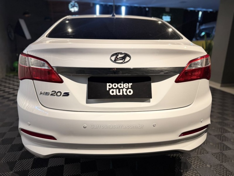 HB20 1.0 COMFORT 12V FLEX 4P MANUAL - 2016 - FARROUPILHA