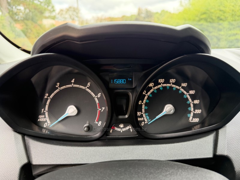 FIESTA 1.6 SE HATCH 16V FLEX 4P MANUAL - 2017 - NOVA PRATA