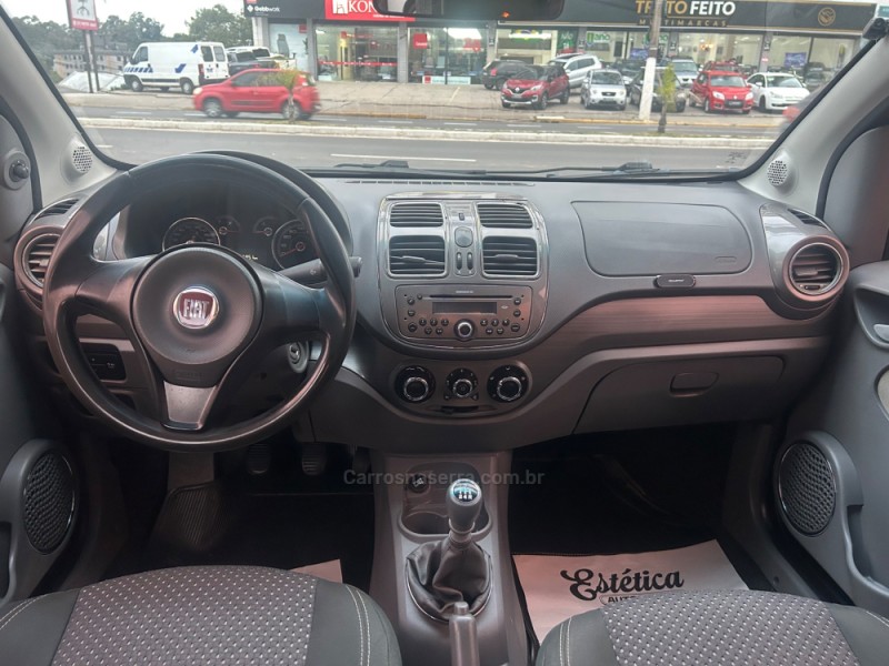 GRAND SIENA 1.6 MPI ESSENCE 16V FLEX 4P MANUAL - 2015 - GRAVATAí