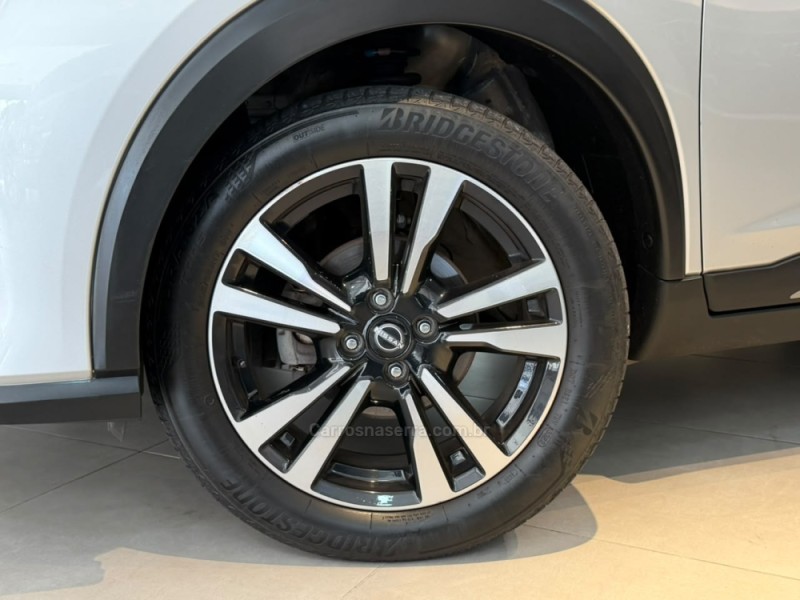 KICKS 1.6 ADVANCE 16V PLUS CVT FLEX 4P AUTOMÁTICO - 2023 - CAXIAS DO SUL