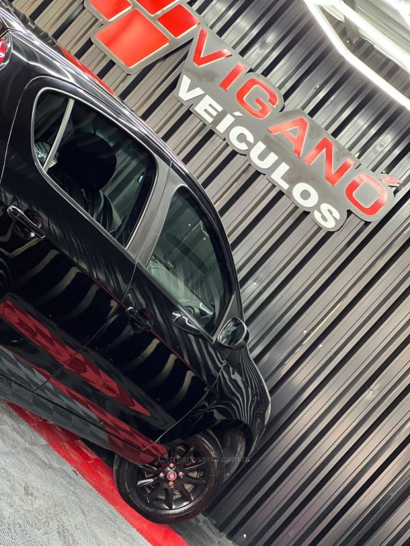 PALIO 1.0 MPI ATTRACTIVE 8V FLEX 4P MANUAL - 2015 - CAXIAS DO SUL