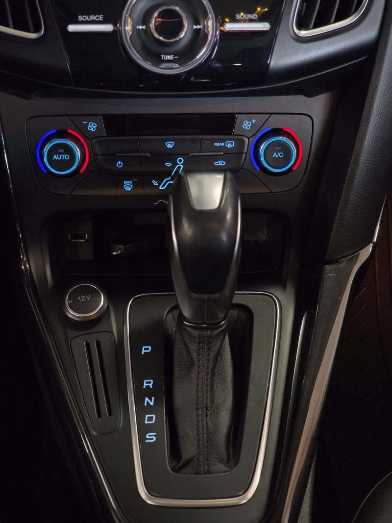 FOCUS 2.0 TITANIUM FASTBACK 16V FLEX 4P AUTOMÁTICO - 2018 - CAXIAS DO SUL