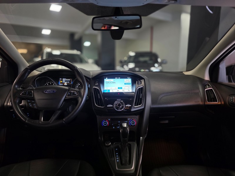FOCUS 2.0 TITANIUM FASTBACK 16V FLEX 4P AUTOMÁTICO - 2018 - CAXIAS DO SUL