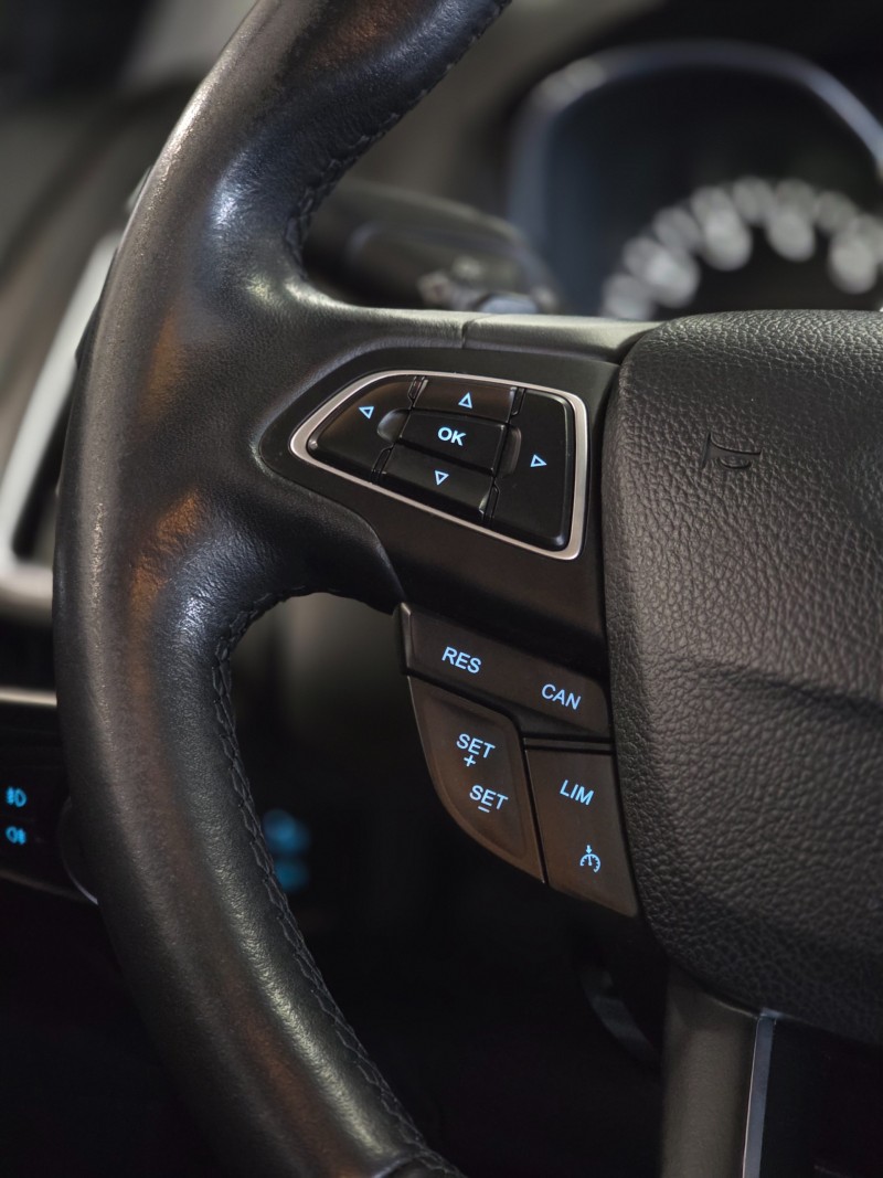 FOCUS 2.0 TITANIUM FASTBACK 16V FLEX 4P AUTOMÁTICO - 2018 - CAXIAS DO SUL