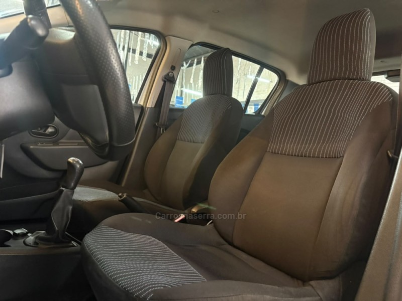 SANDERO 1.0 AUTHENTIQUE 12V FLEX 4P MANUAL - 2019 - NOVO HAMBURGO
