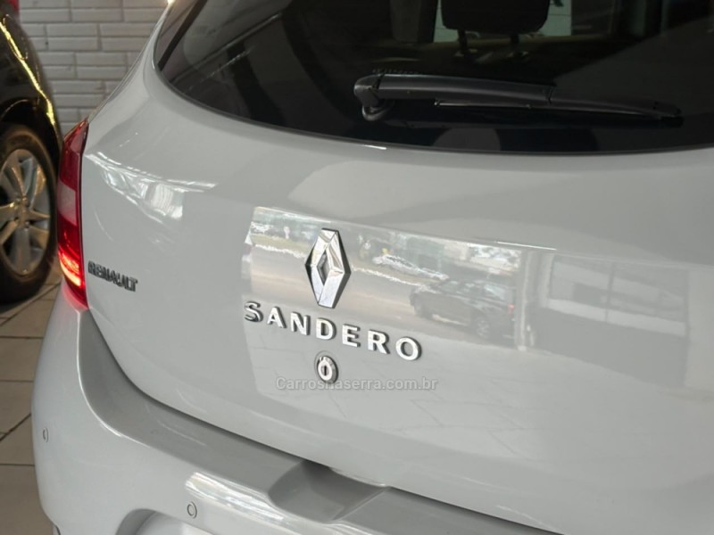 SANDERO 1.0 AUTHENTIQUE 12V FLEX 4P MANUAL - 2019 - NOVO HAMBURGO