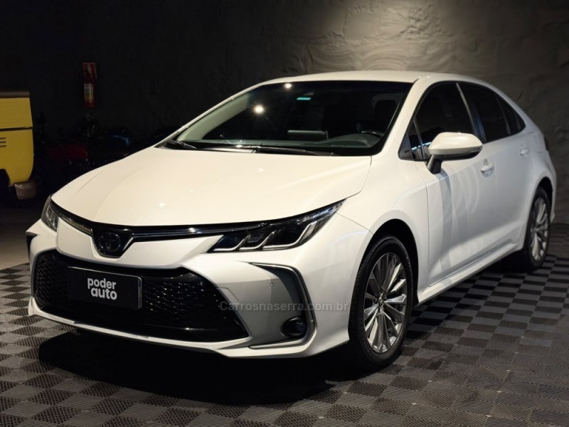 COROLLA 2.0 XEI 16V FLEX 4P AUTOMÁTICO - 2024 - FARROUPILHA