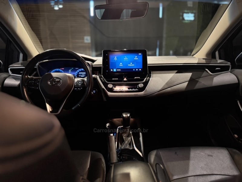 COROLLA 2.0 XEI 16V FLEX 4P AUTOMÁTICO - 2024 - FARROUPILHA