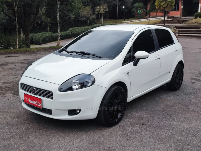 punto 1.4 attractive italia 8v flex 4p manual 2012 farroupilha