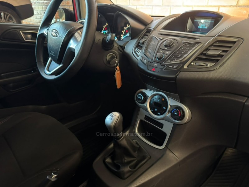 FIESTA 1.6 SE HATCH 16V FLEX 4P MANUAL - 2014 - SãO MARCOS
