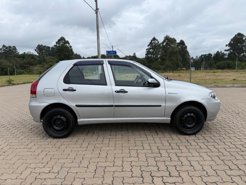 PALIO 1.0 MPI FIRE CELEBRATION 8V FLEX 4P MANUAL - 2010 - IVOTI