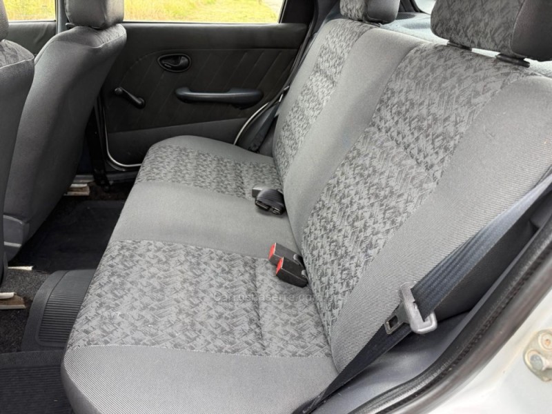 PALIO 1.0 MPI FIRE CELEBRATION 8V FLEX 4P MANUAL - 2010 - IVOTI
