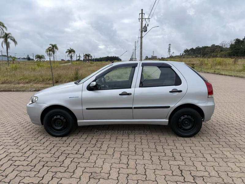 PALIO 1.0 MPI FIRE CELEBRATION 8V FLEX 4P MANUAL - 2010 - IVOTI