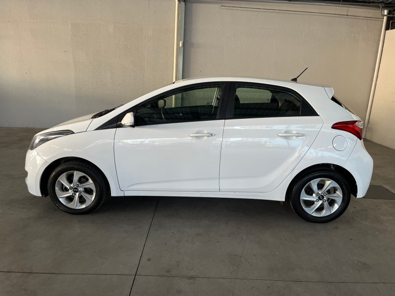HB20 1.6 COMFORT PLUS 16V FLEX 4P AUTOMÁTICO - 2017 - CAXIAS DO SUL