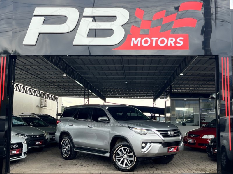 hilux sw4 2.8 srx 4x4 7 lugares 16v turbo intercooler diesel 4p automatico 2019 caxias do sul