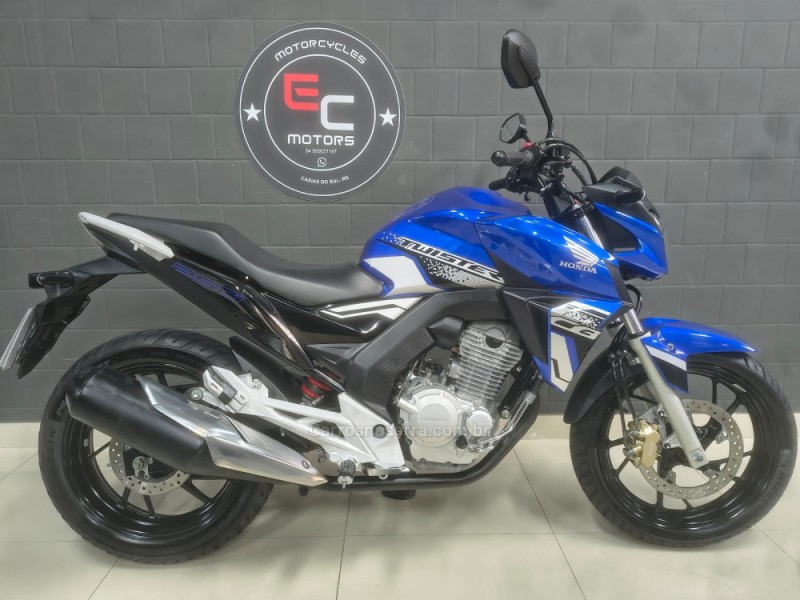 cb 250f twister cbs 2021 caxias do sul