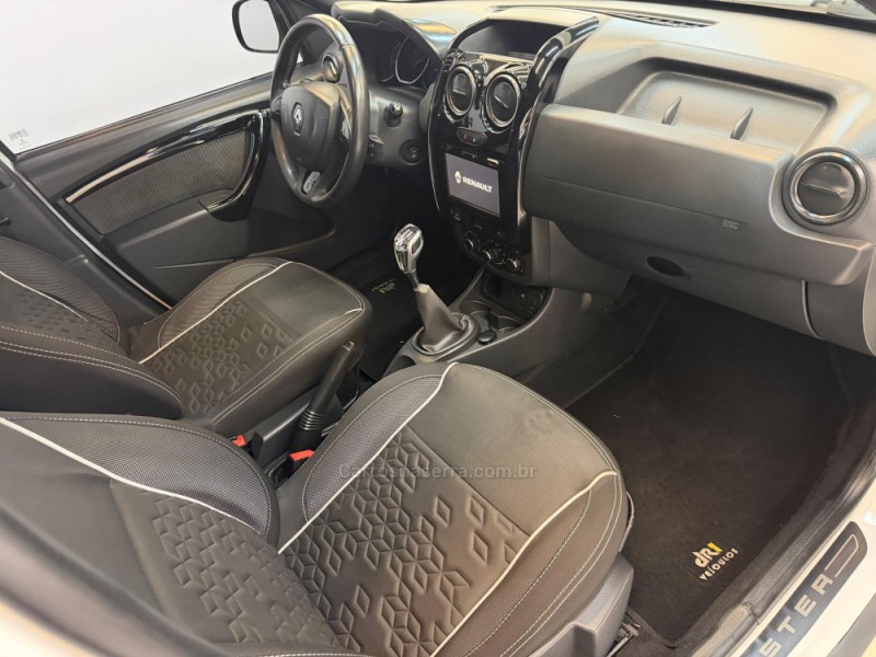 OROCH 1.6 16V DYNAMIQUE FLEX 4P MANUAL - 2016 - BOM RETIRO DO SUL