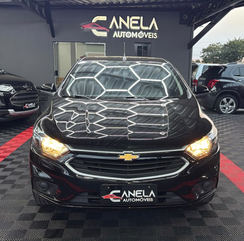 ONIX 1.4 MPFI LT 8V FLEX 4P MANUAL - 2017 - CANELA