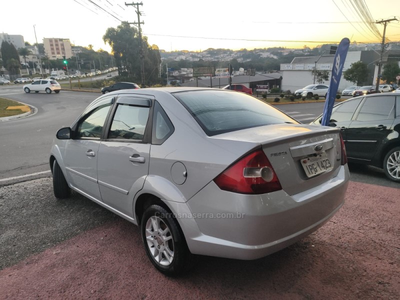 FIESTA 1.6 MPI CLASS SEDAN 8V FLEX 4P MANUAL - 2009 - FARROUPILHA
