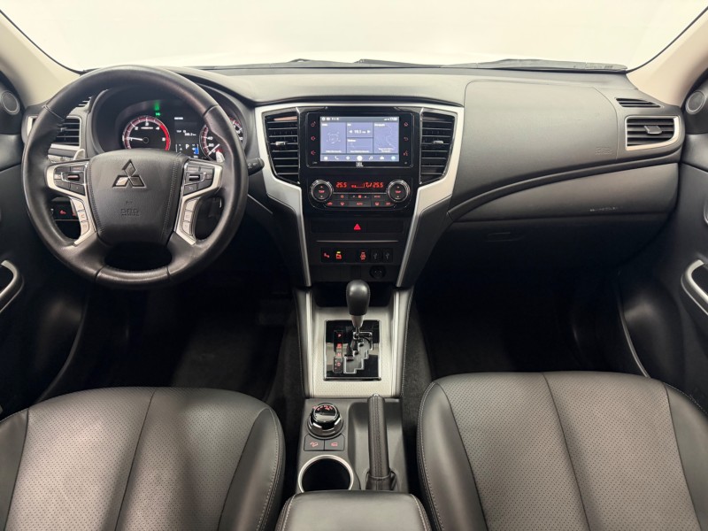 L200 TRITON 2.4 HPE-S SPORT 4X4 CD 16V DIESEL 4P AUTOMÁTICO - 2025 - CAXIAS DO SUL