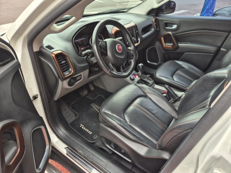 TORO 2.0 16V TURBO DIESEL FREEDOM 4WD MANUAL - 2019 - FARROUPILHA