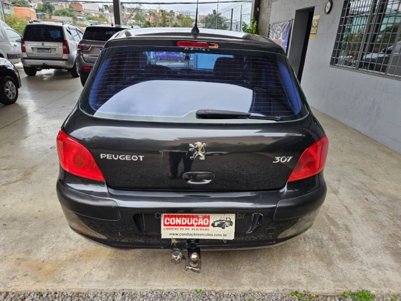 307 1.6 PASSION 16V GASOLINA 4P MANUAL - 2004 - CAXIAS DO SUL