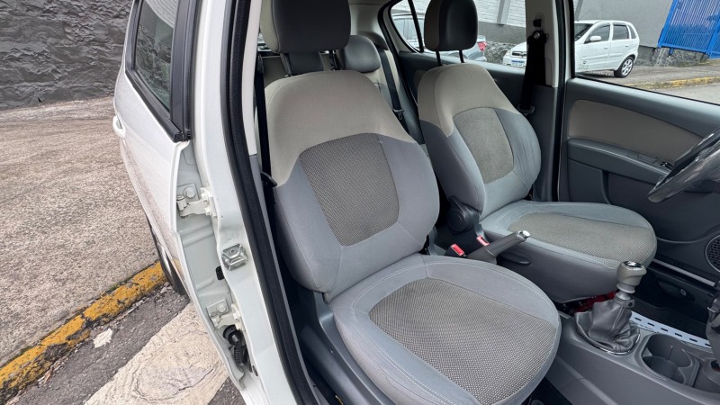 PALIO 1.6 MPI ESSENCE 16V FLEX 4P MANUAL - 2014 - CAXIAS DO SUL