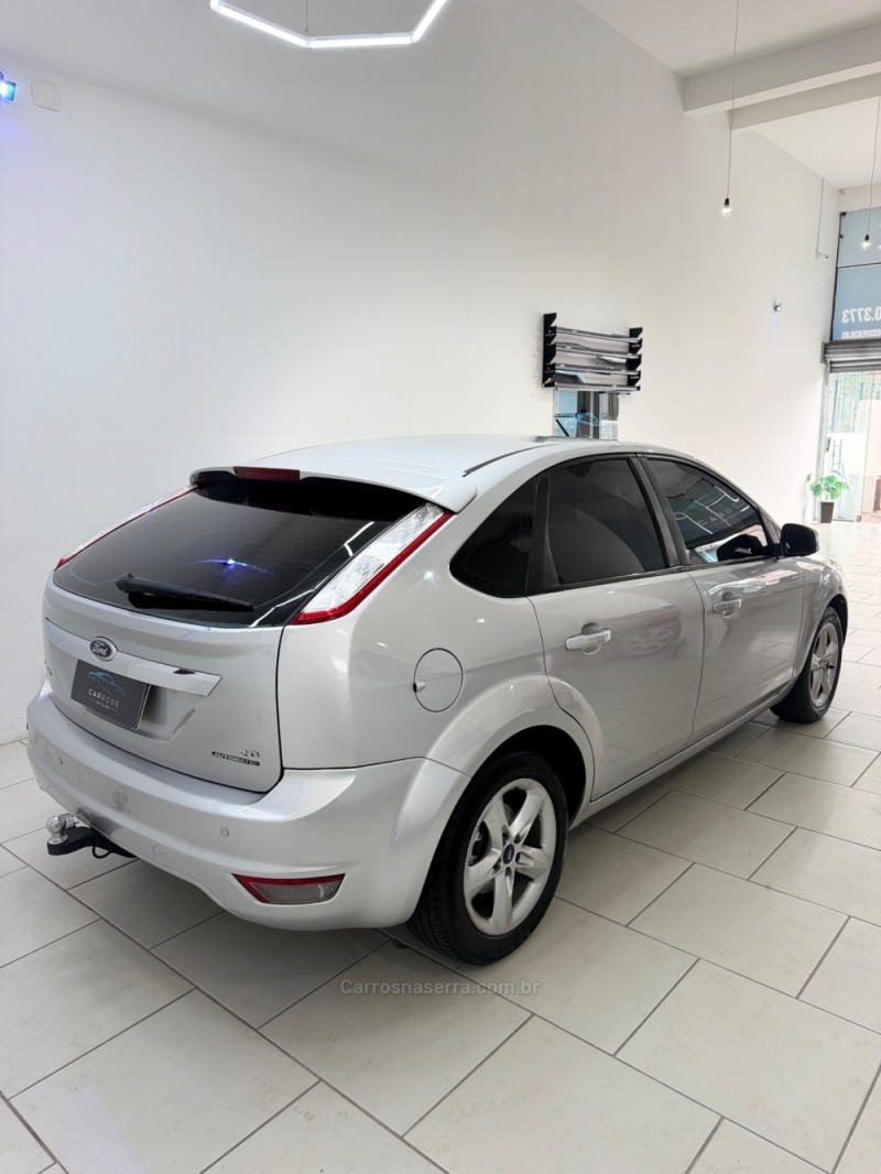FOCUS 2.0 GLX 16V GASOLINA 4P AUTOMÁTICO - 2012 - CAXIAS DO SUL