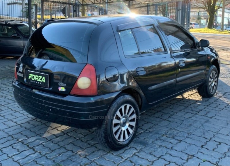 CLIO 1.0 RL 8V GASOLINA 4P MANUAL - 2001 - CAXIAS DO SUL