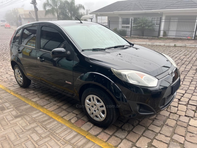FIESTA 1.6 MPI CLASS HATCH 8V FLEX 4P MANUAL - 2013 - VERANóPOLIS
