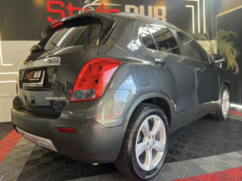 TRACKER 1.8 MPFI LTZ 4X2 16V FLEX 4P AUTOMÁTICO - 2015 - ESTâNCIA VELHA