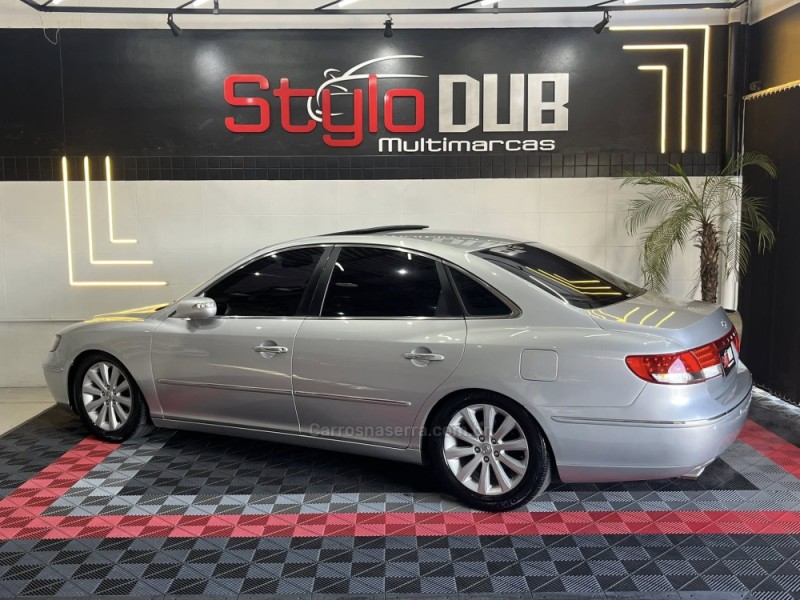 AZERA 3.3 MPFI GLS SEDAN V6 24V GASOLINA 4P AUTOMÁTICO - 2009 - ESTâNCIA VELHA