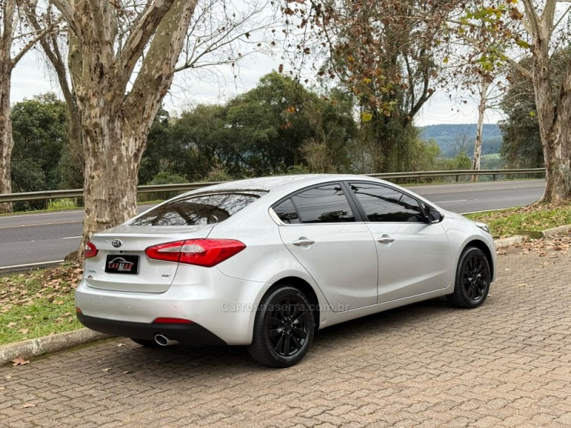CERATO 1.6 SX3 16V FLEX 4P MANUAL - 2014 - DOIS IRMãOS