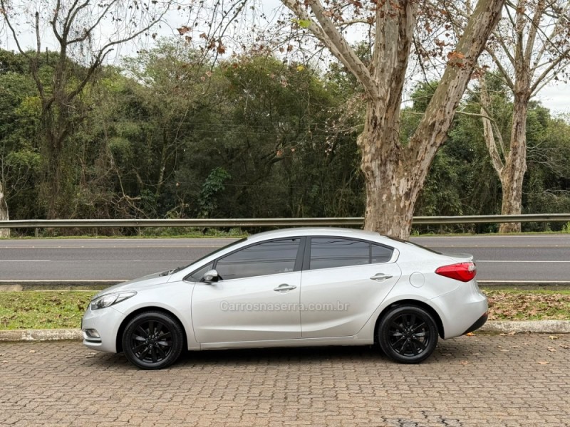 CERATO 1.6 SX3 16V FLEX 4P MANUAL - 2014 - DOIS IRMãOS