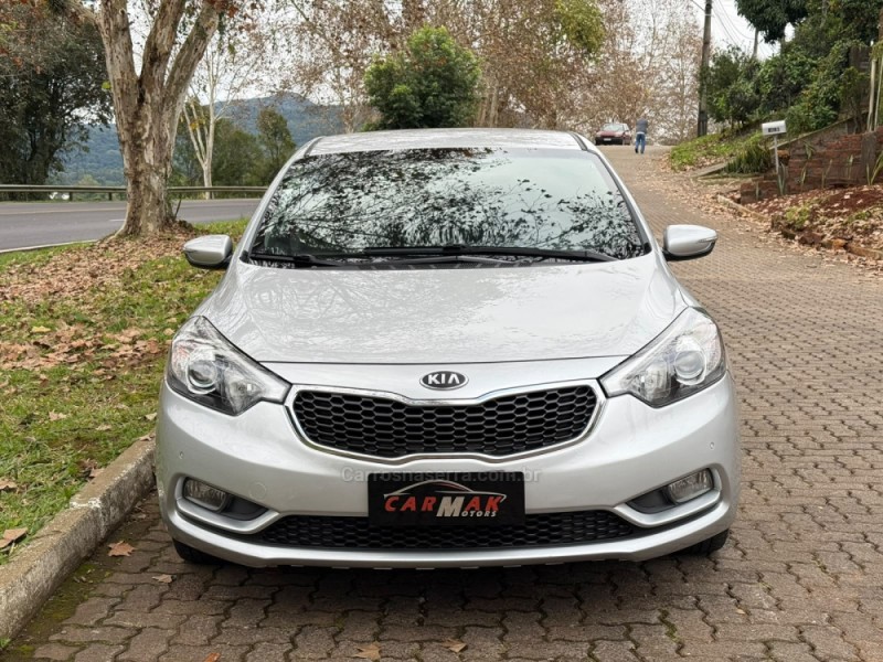 CERATO 1.6 SX3 16V FLEX 4P MANUAL - 2014 - DOIS IRMãOS