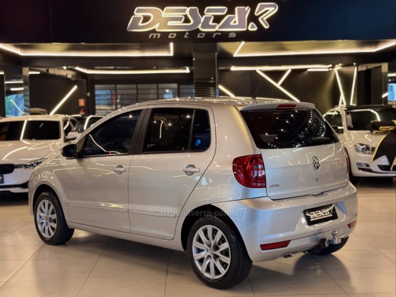 FOX 1.0 MI 8V FLEX 4P MANUAL - 2013 - NOVO HAMBURGO