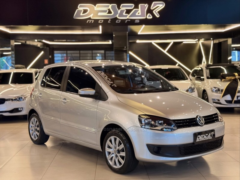 FOX 1.0 MI 8V FLEX 4P MANUAL - 2013 - NOVO HAMBURGO